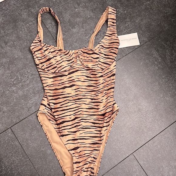 Faithful The Brand Mona One Piece Swimsuit - Picture 6 of 6